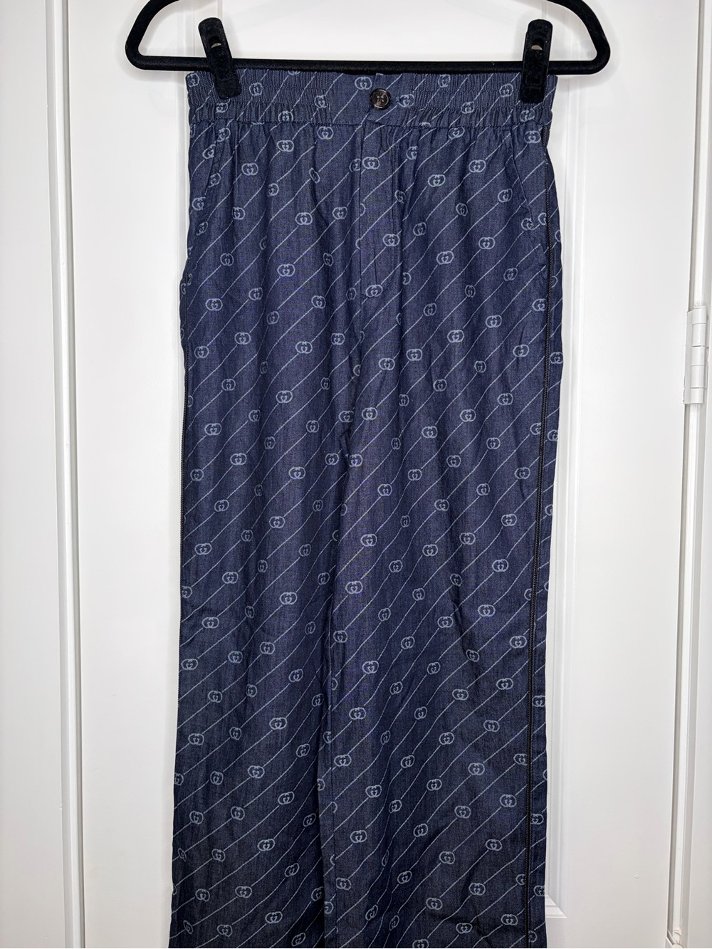 Gucci GG Monogram Wide Leg Elastic Waist Pants with Side Pockets | Small 2-4